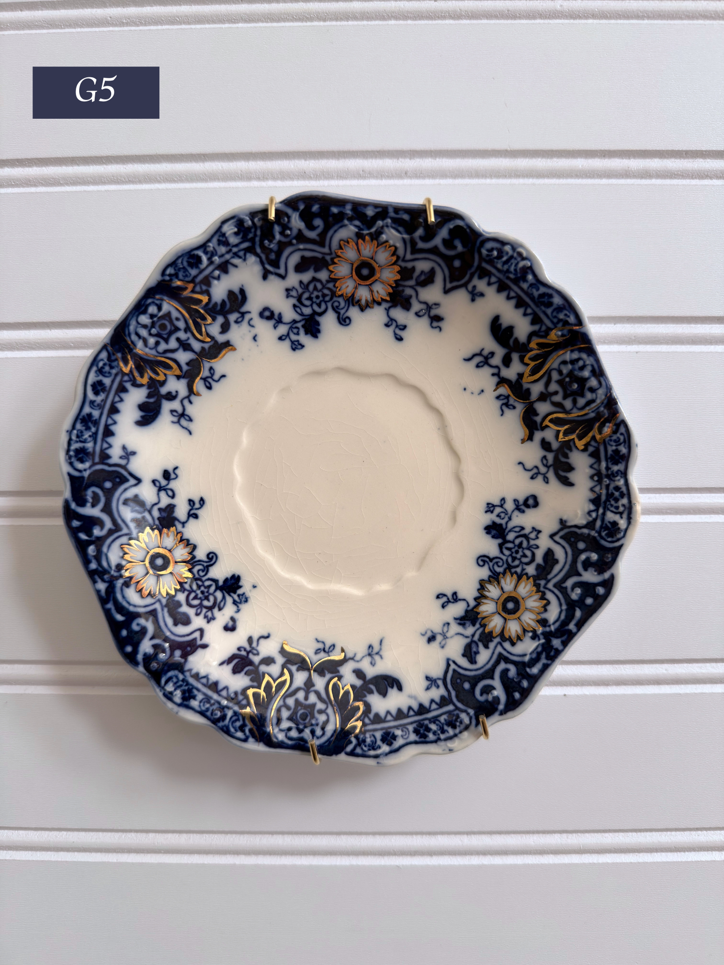 Small Johnson Brothers "Brooklyn" Pattern Plates