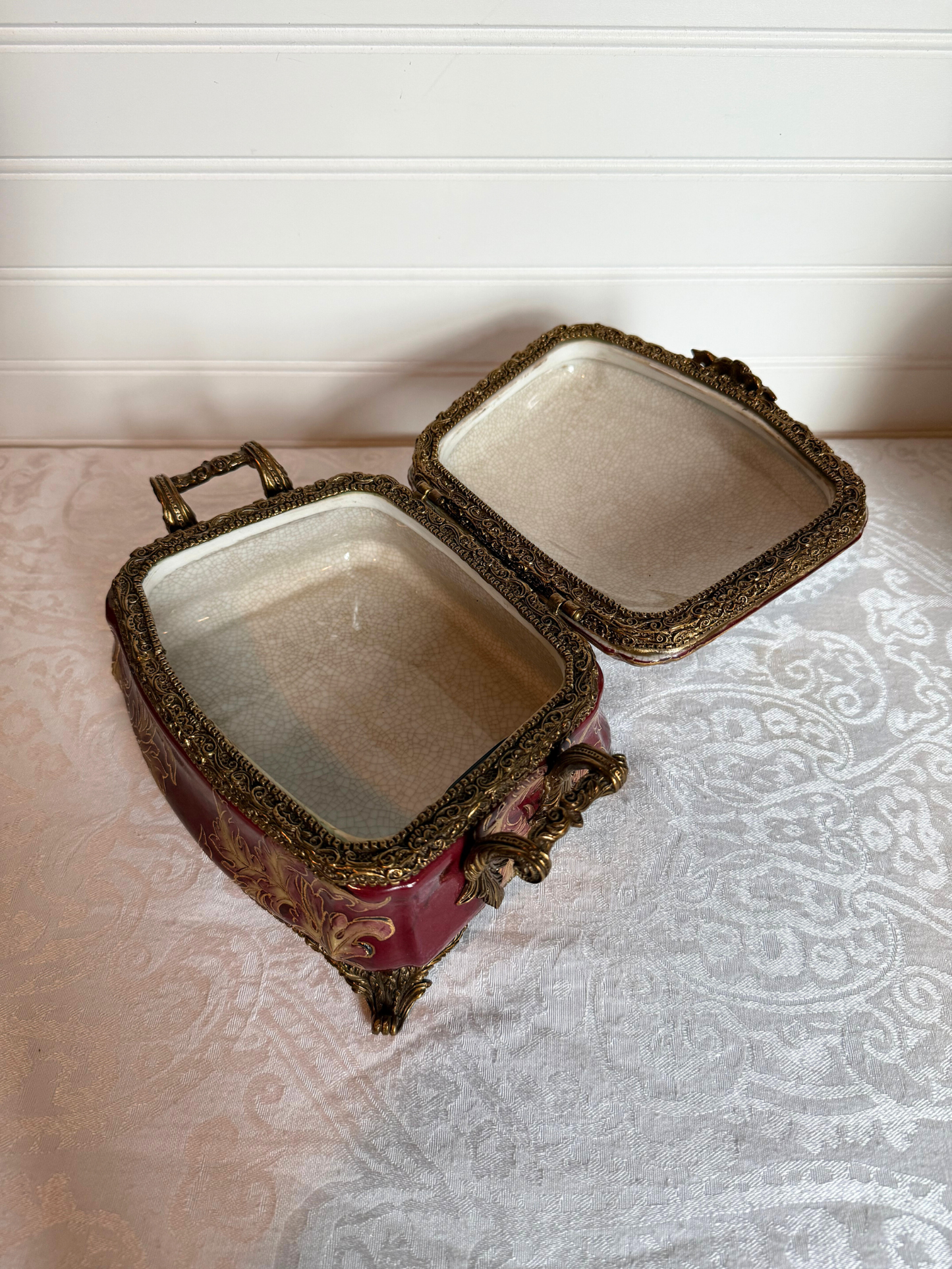 Red Porcelain & Bronze Lidded Trinket Dish