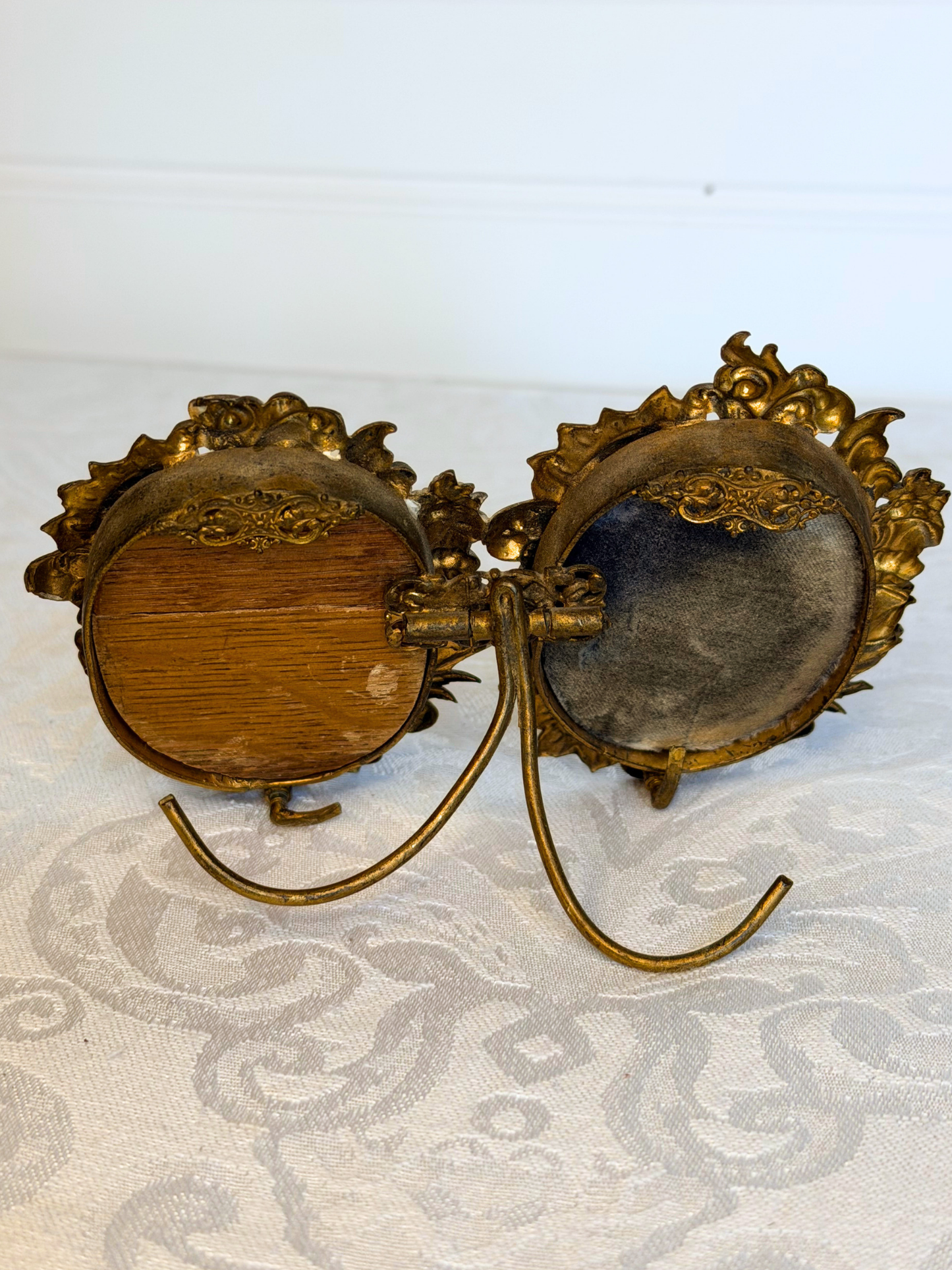 Mini Cherub Tabletop Double Frame