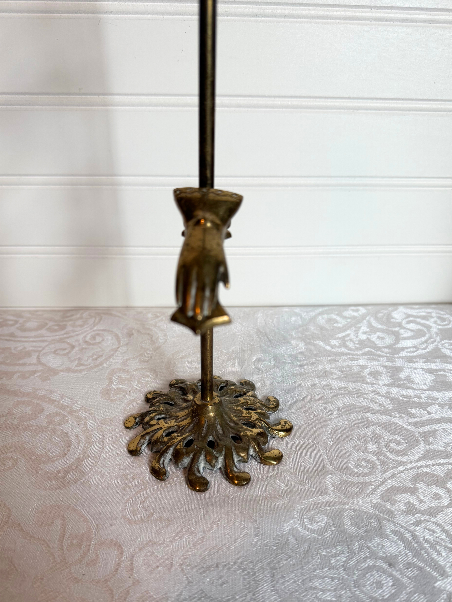 Brass Hand Clip Stand