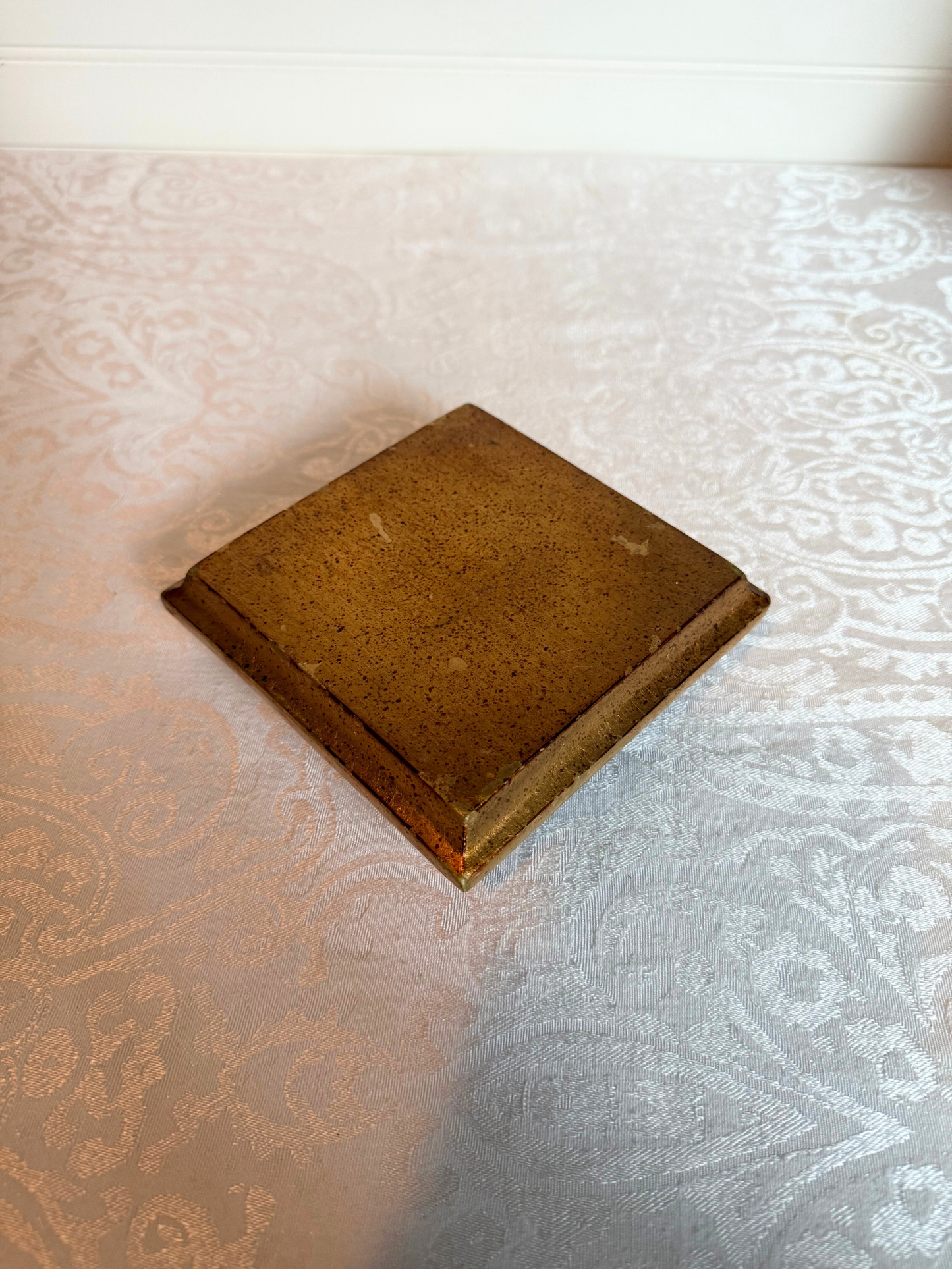 Gold Square Riser