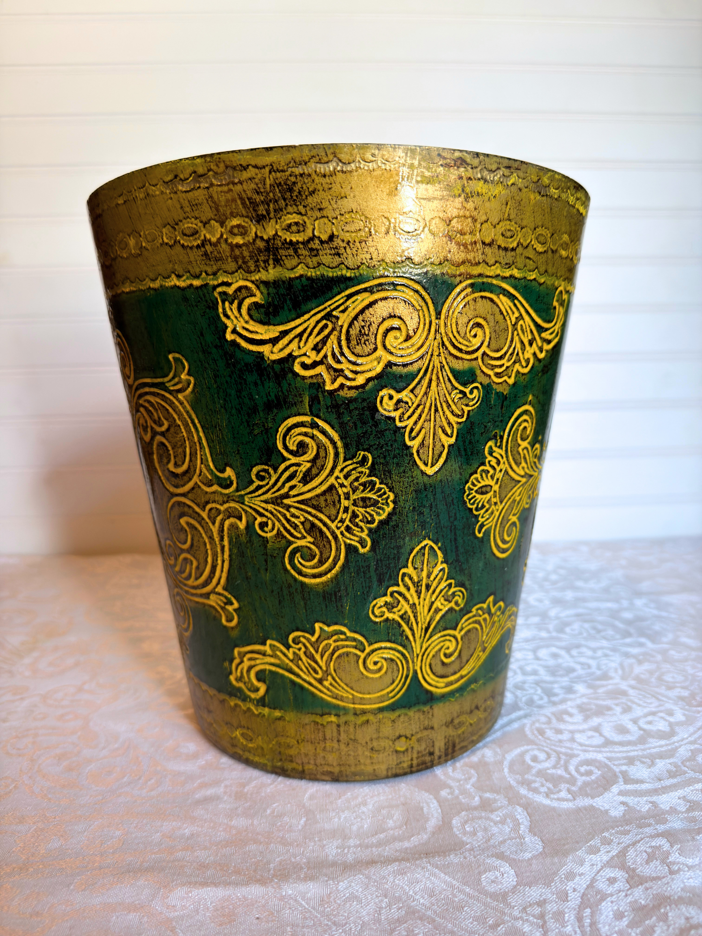 Made In Italy Florentine Green & Gold Wastebasket
