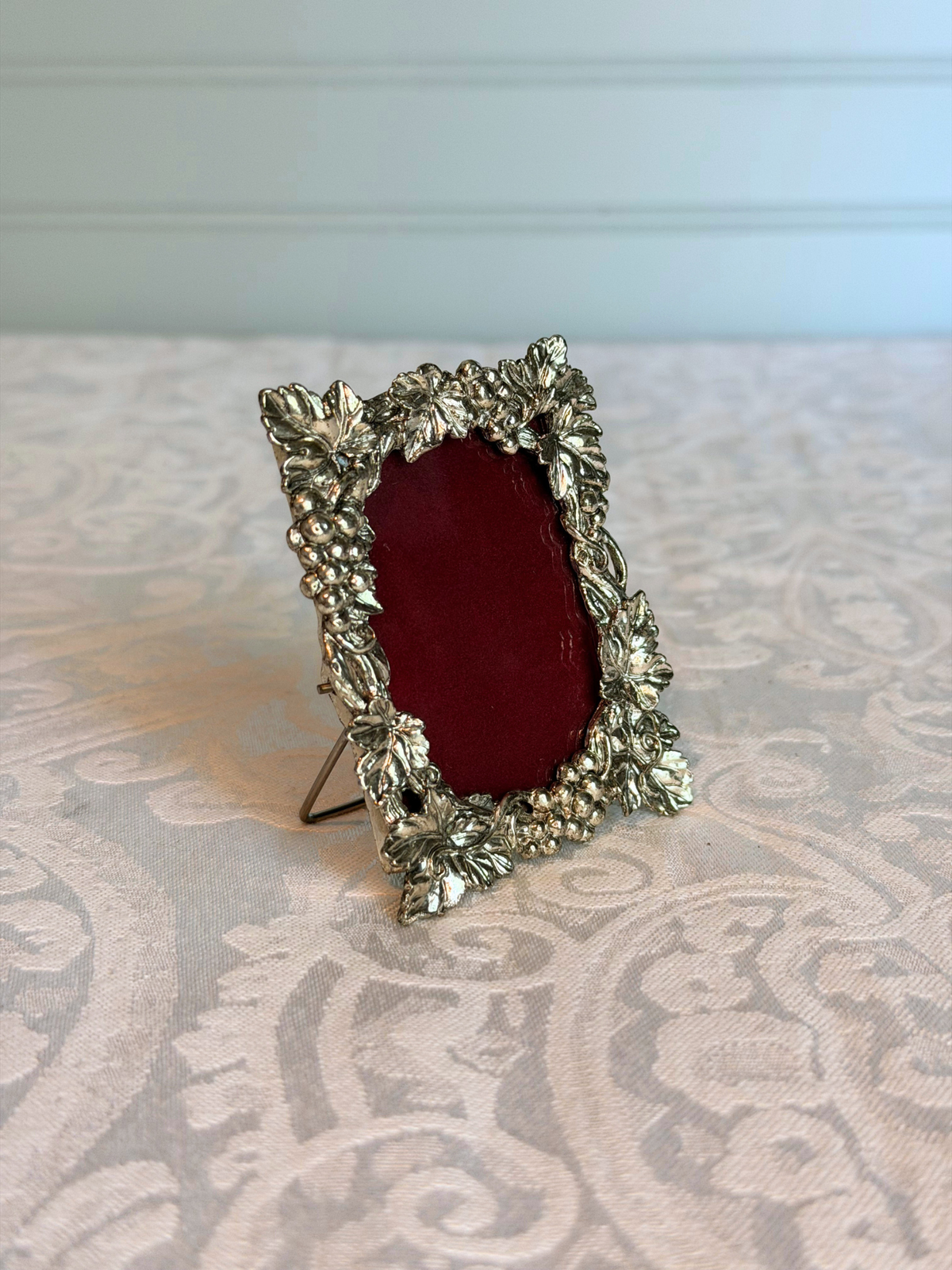 Mini Silver Metal Tabletop Frame