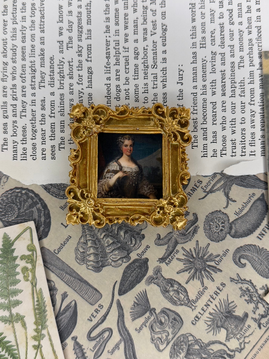 Mini Queen of France Magnet