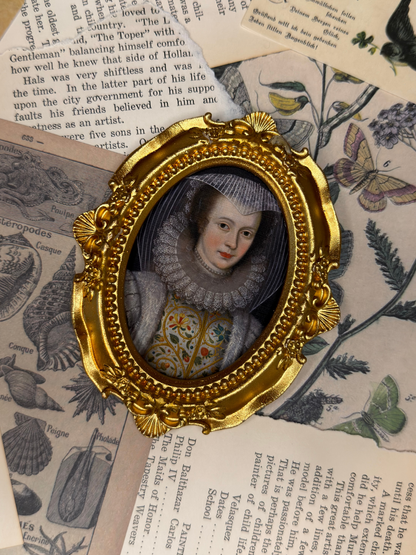 Small Lady Bell Magnet