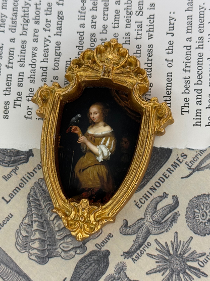 Mini Woman with Parrot Magnet