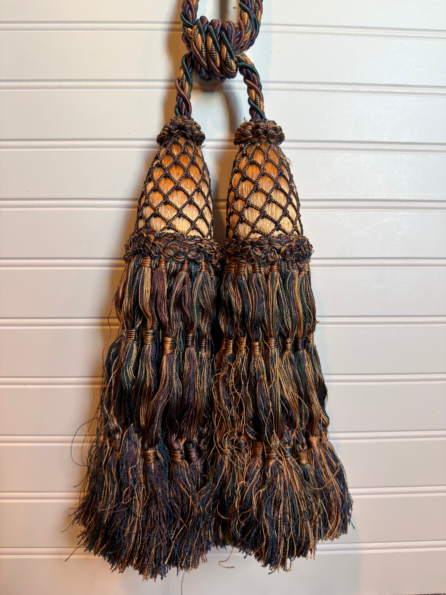 Single Blue & Curtain Tieback Tassel