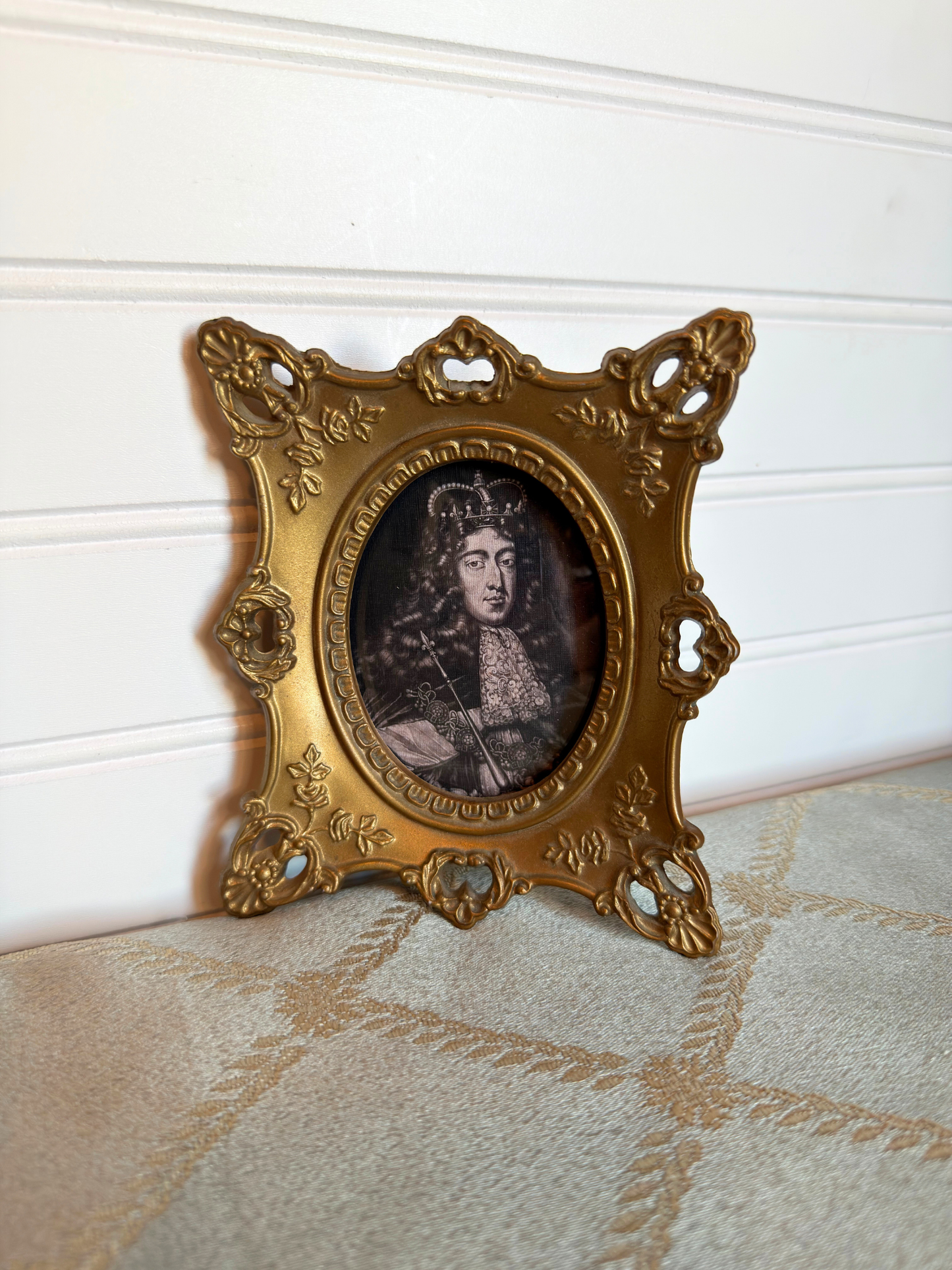 Framed Portrait of King William III Print