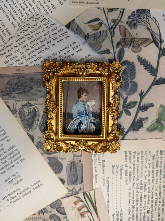 Small Lady & Bird Magnet