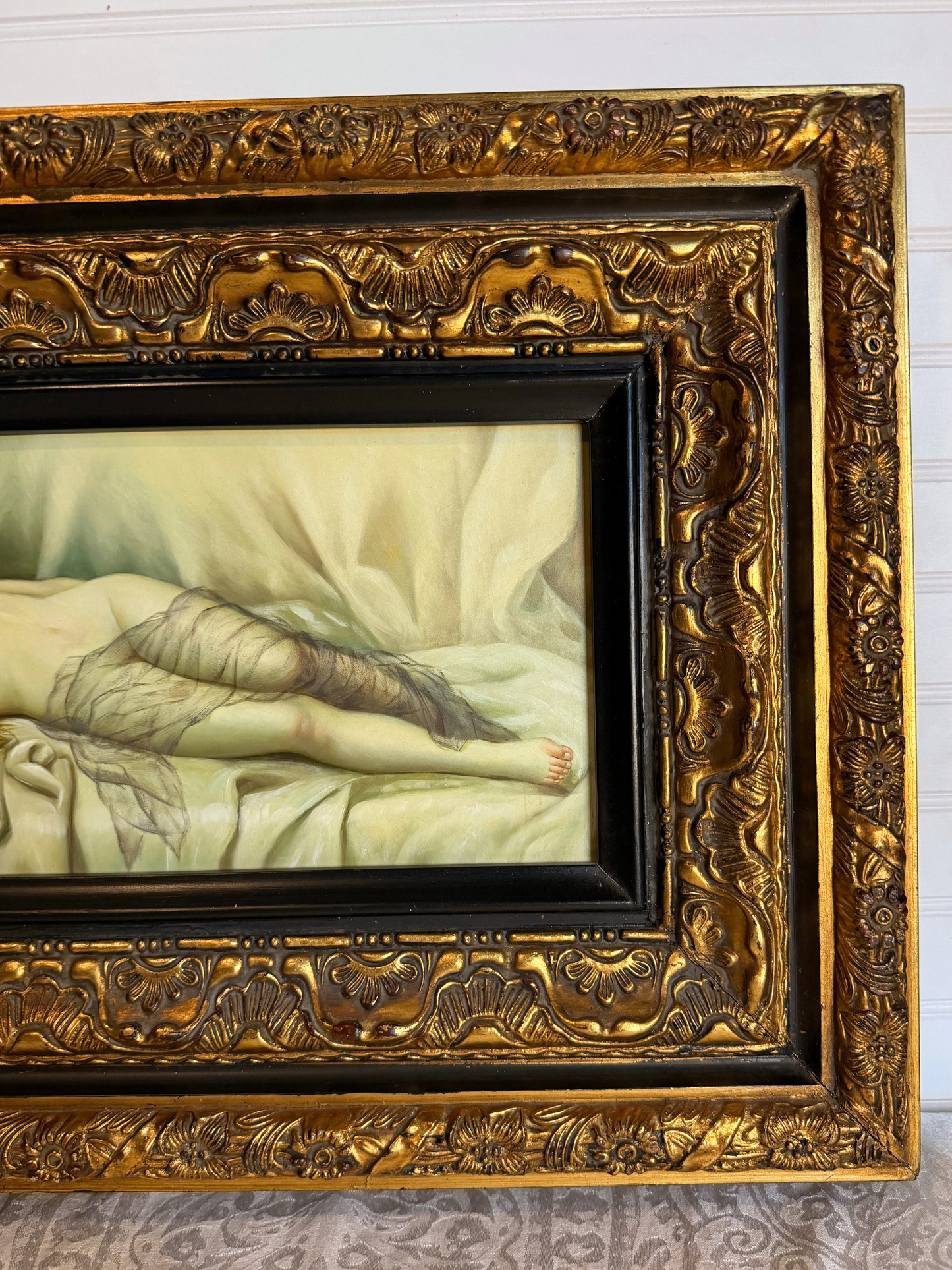 Reclining Nude Lady Oil Painting