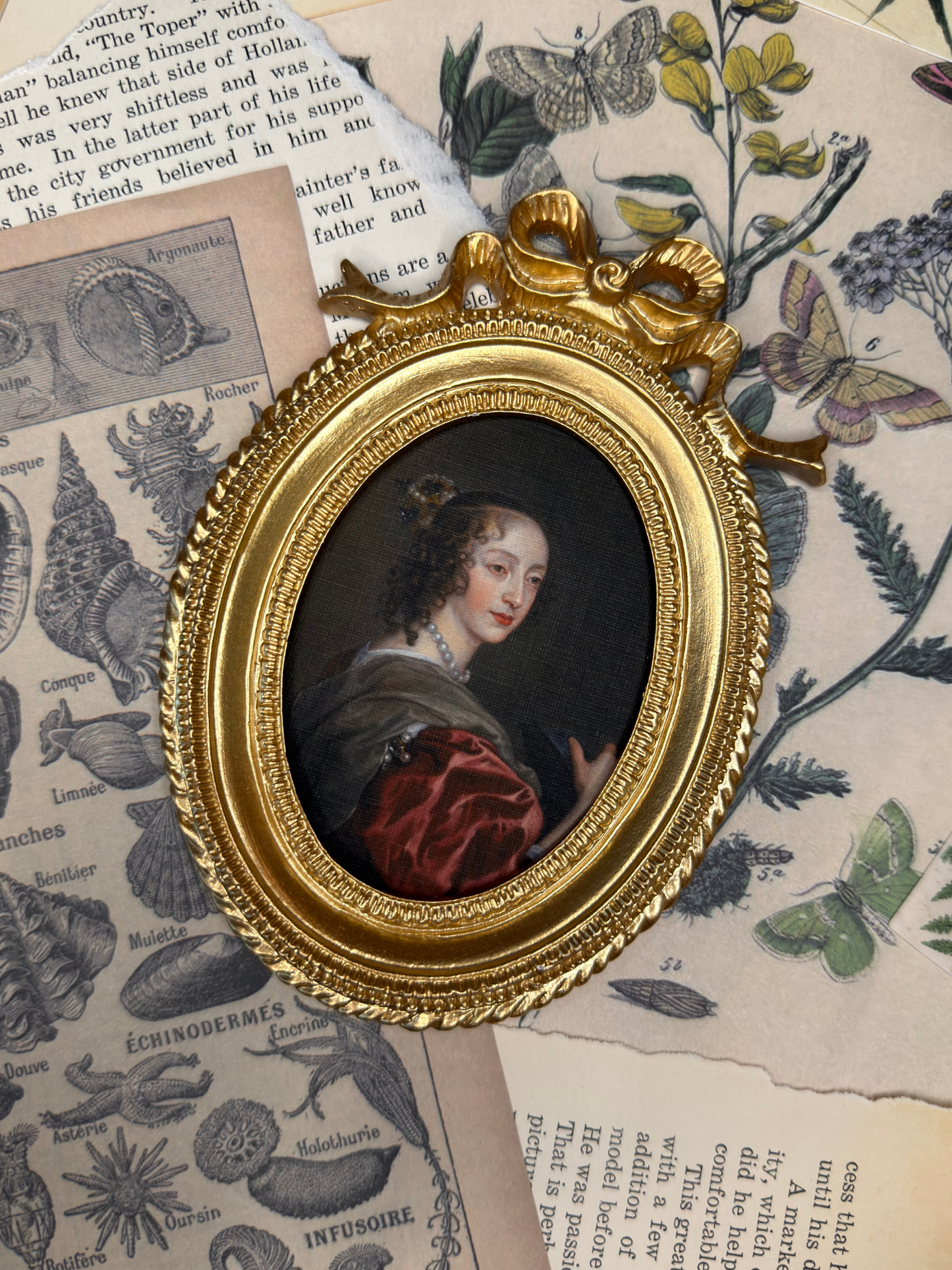 Small Queen Henriette Maria Magnet