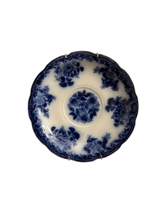 Small New Wharf Pottery "Waldorf" Pattern Plates