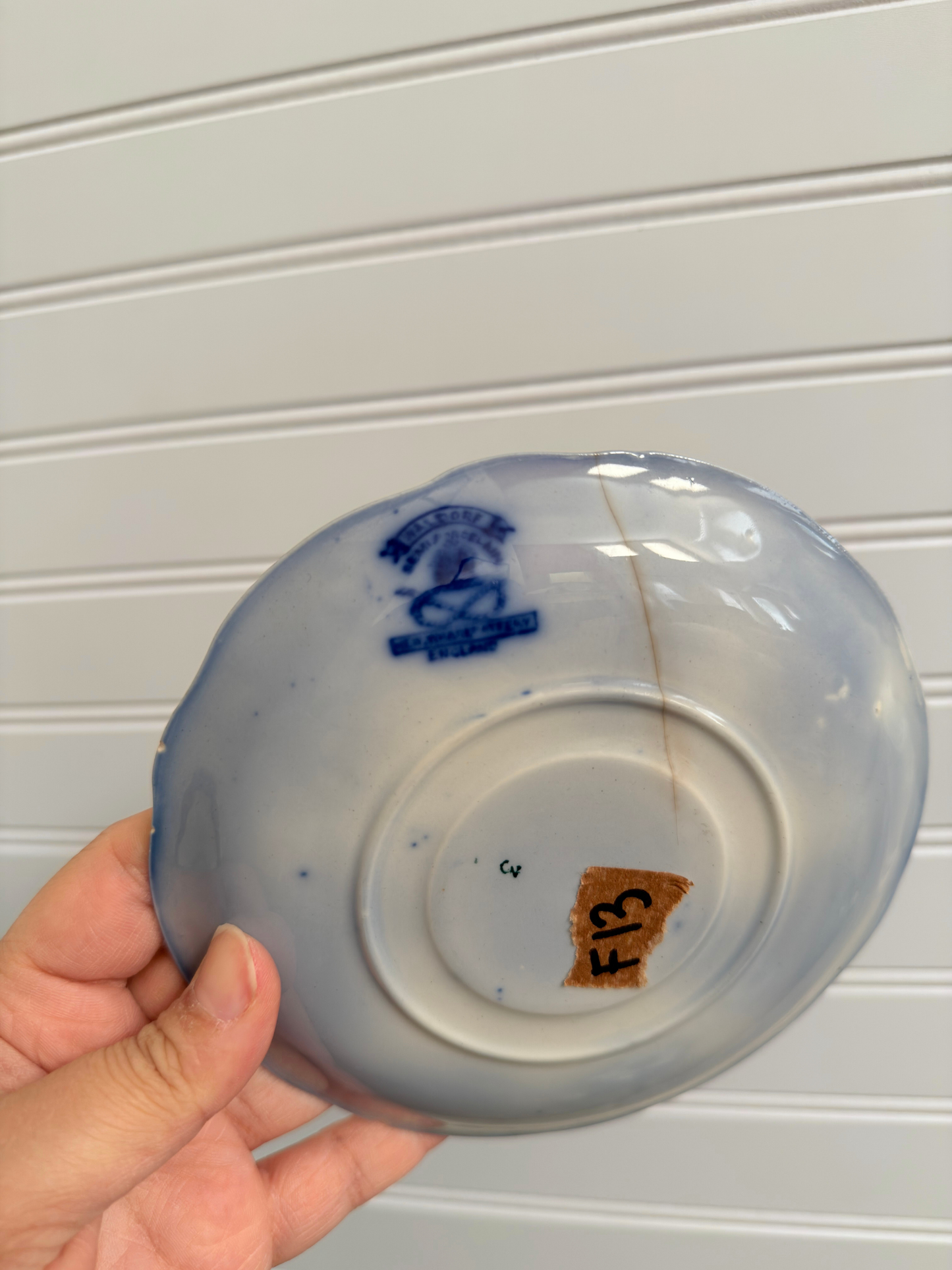 Small New Wharf Pottery "Waldorf" Pattern Plates