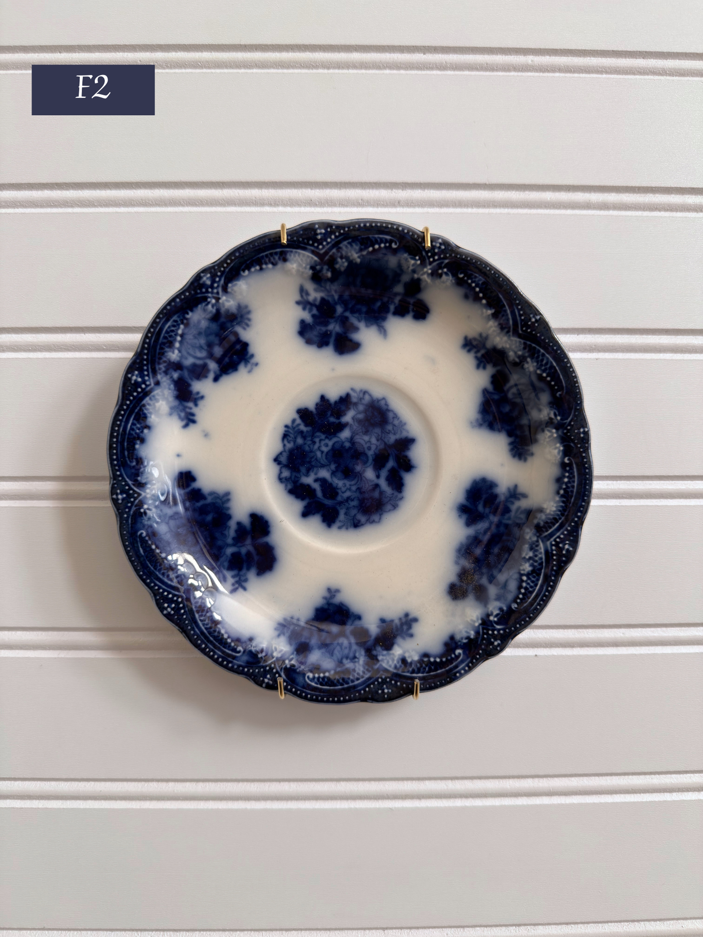 Small New Wharf Pottery "Waldorf" Pattern Plates