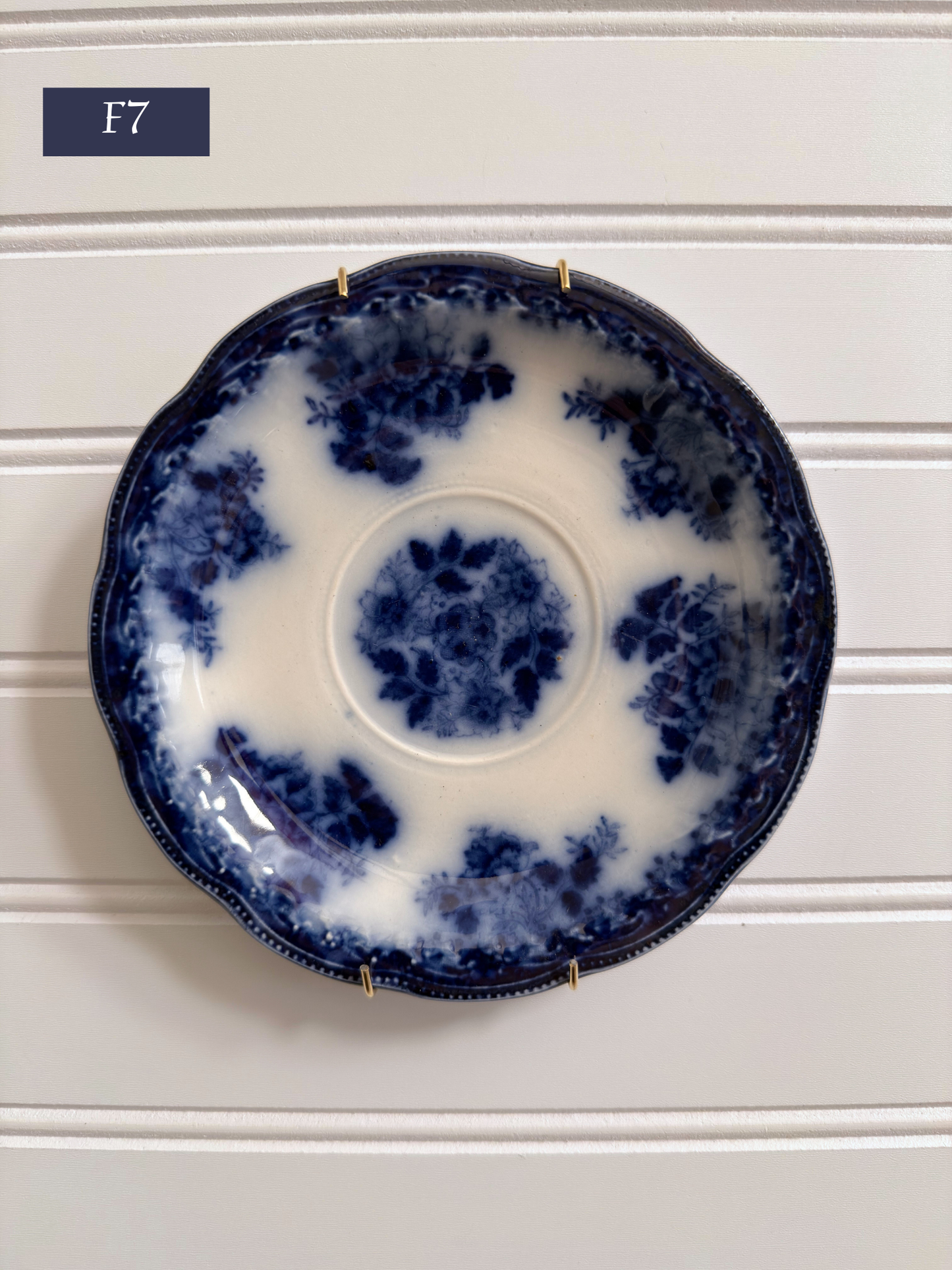 Small New Wharf Pottery "Waldorf" Pattern Plates