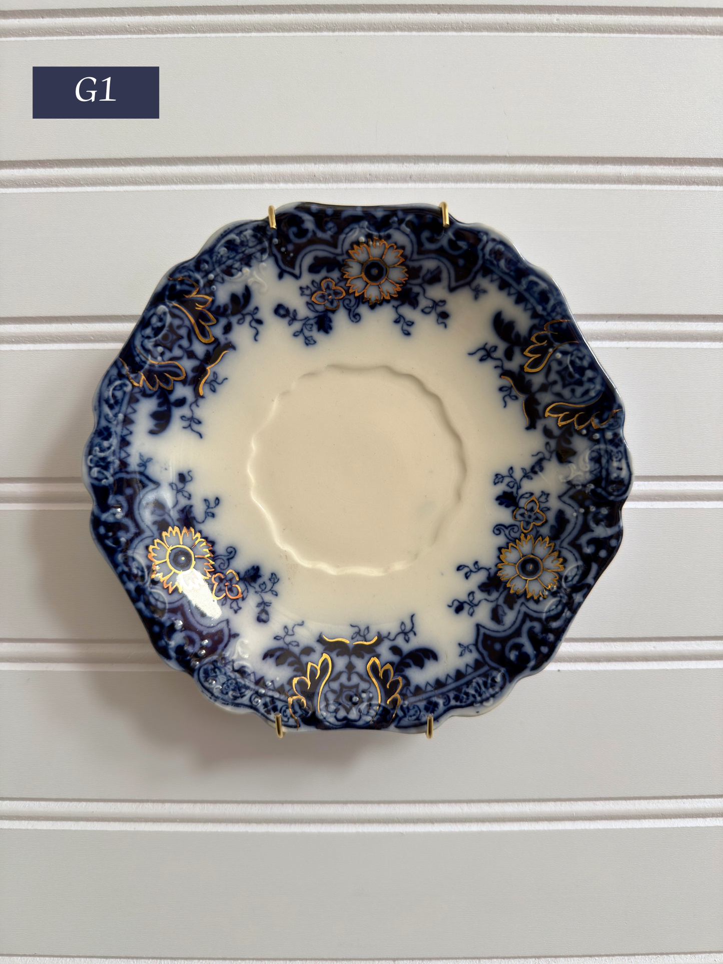Small Johnson Brothers "Brooklyn" Pattern Plates
