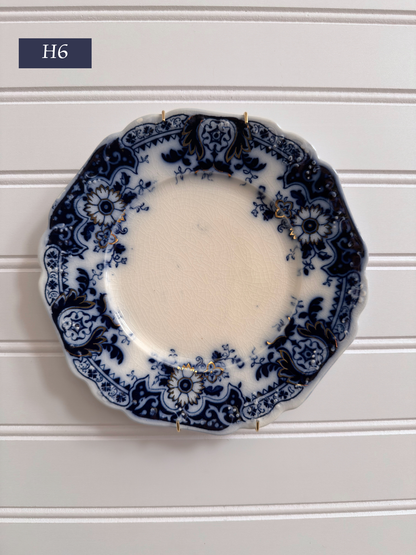 Medium Johnson Brothers "Brooklyn" Pattern Plates