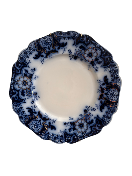 Large Johnson Brothers "Brooklyn" Pattern Plates