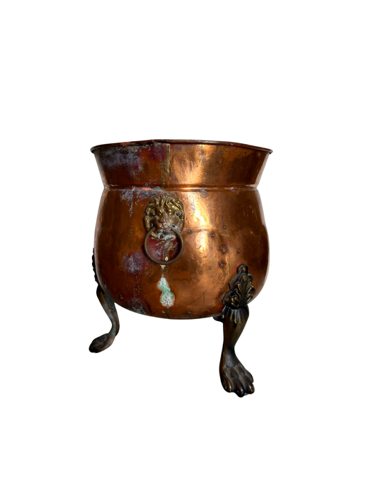 Copper Lion Planter