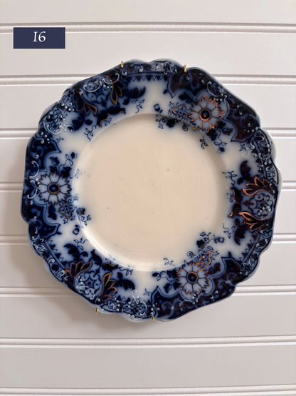 Large Johnson Brothers "Brooklyn" Pattern Plates