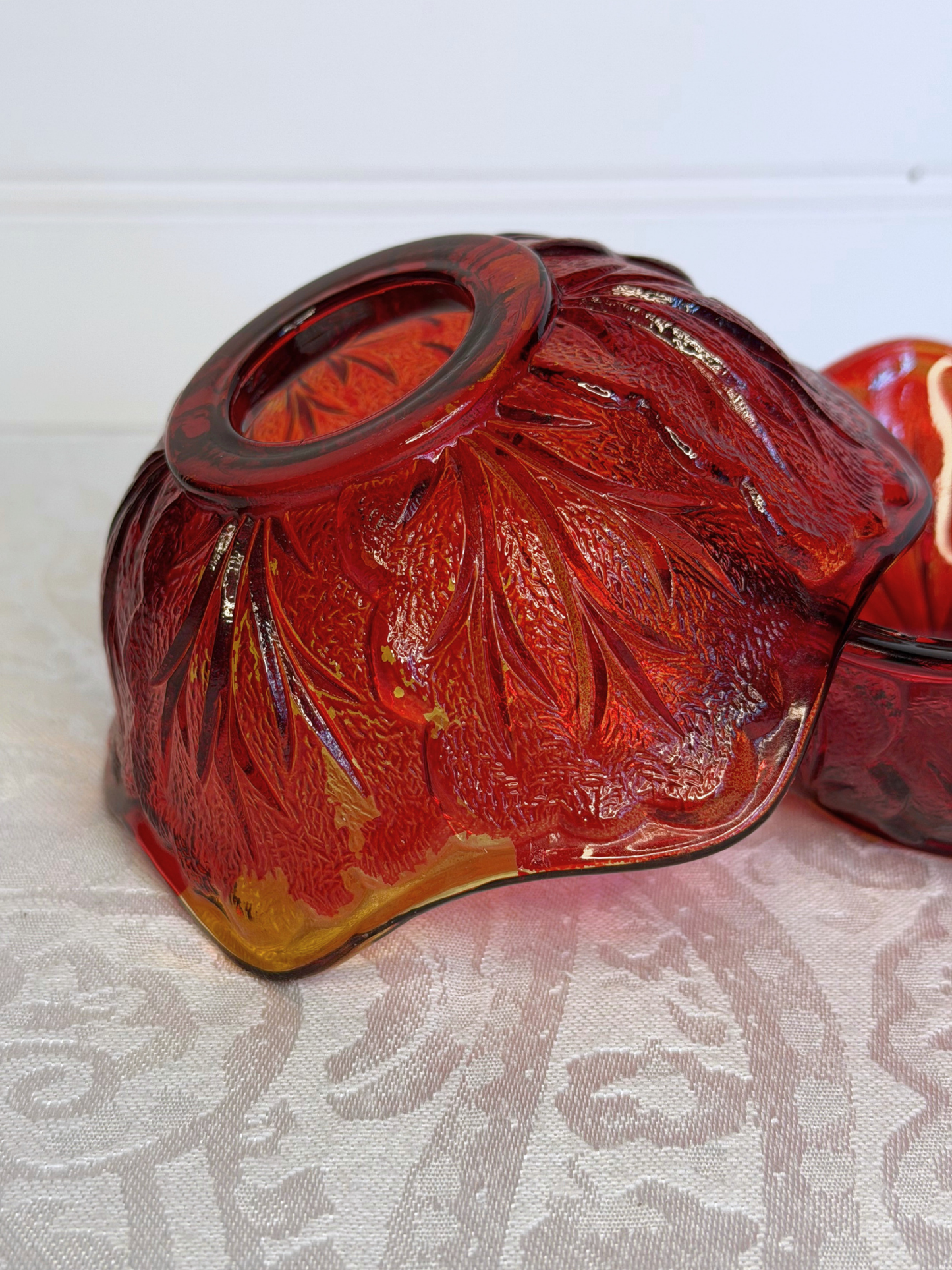 Ruby Red Indiana Glass Pebble Leaf Fairy Lamp