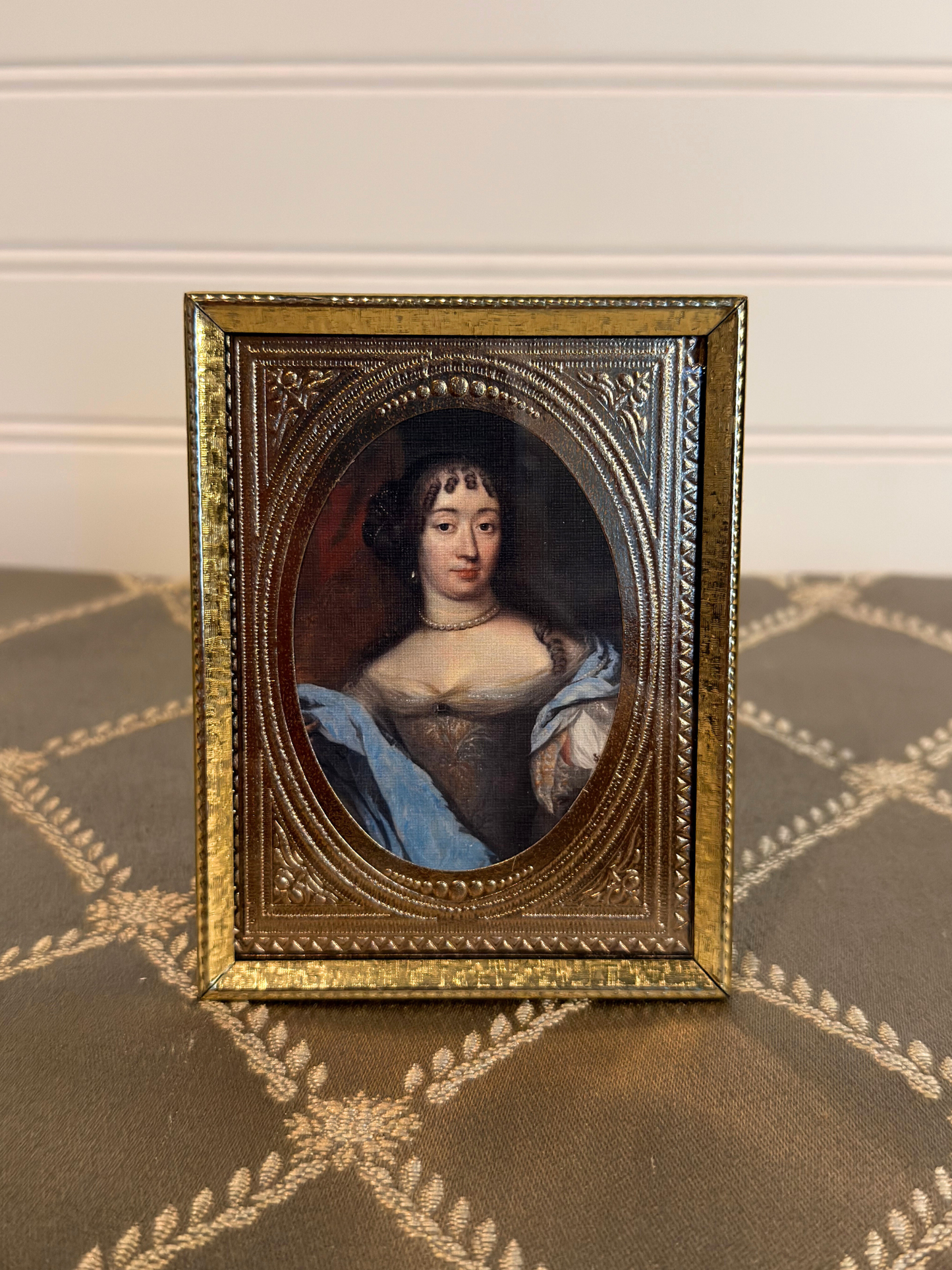 Framed Portrait of Johanna Le Gilon Print