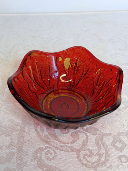 Ruby Red Indiana Glass Pebble Leaf Fairy Lamp