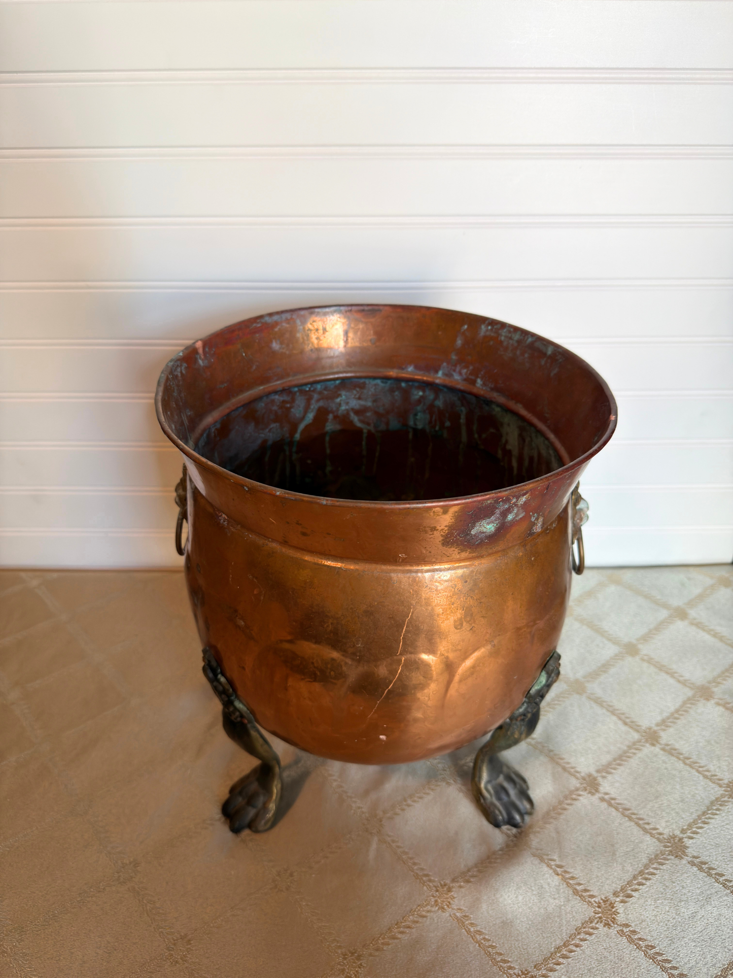 Copper Lion Planter