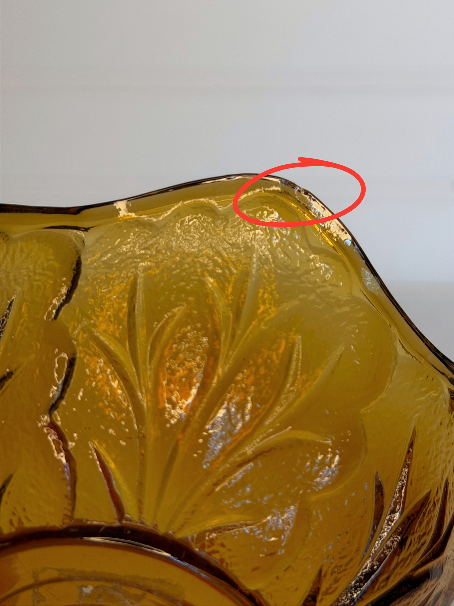 Amber Indiana Glass Pebble Leaf Fairy Lamp