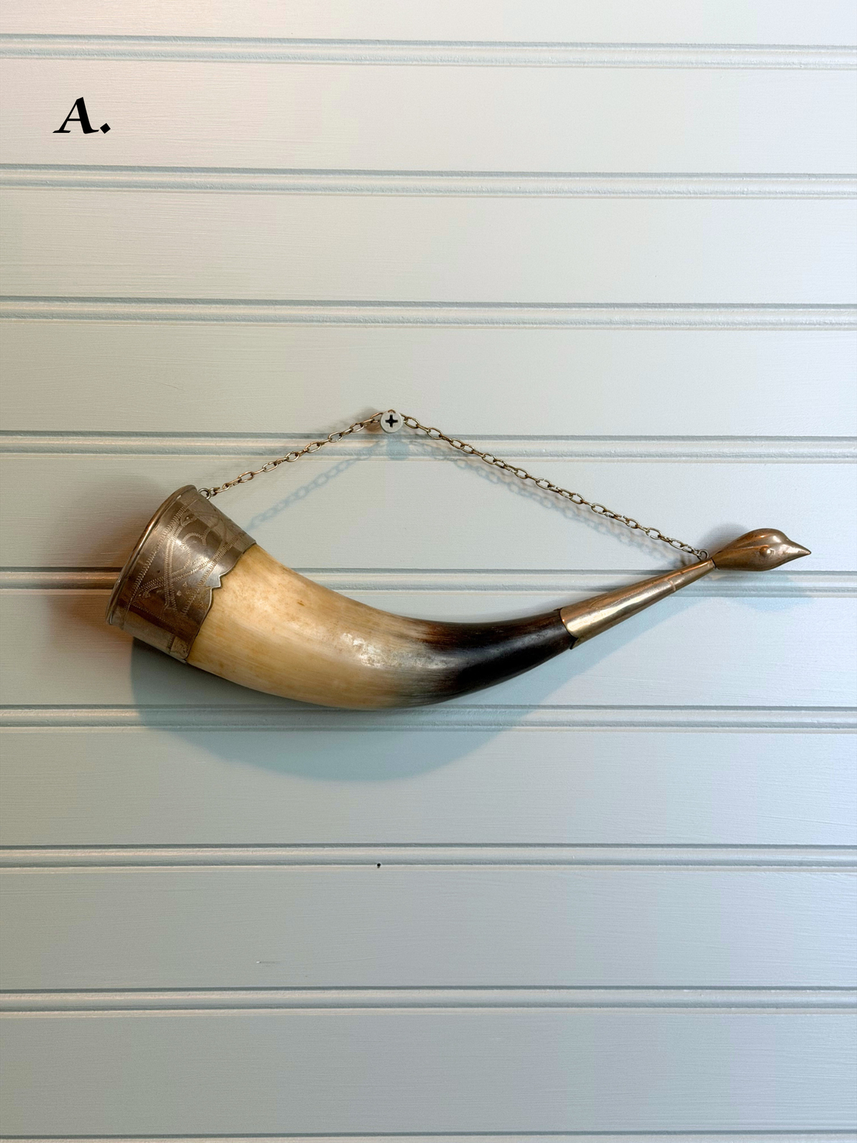 Wine Drinking Horns with Silver Bird Faces Wall Decor