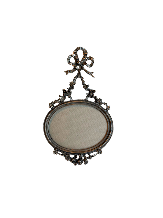 Silver Metal Bow Frame