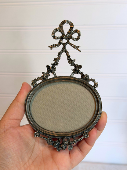 Silver Metal Bow Frame