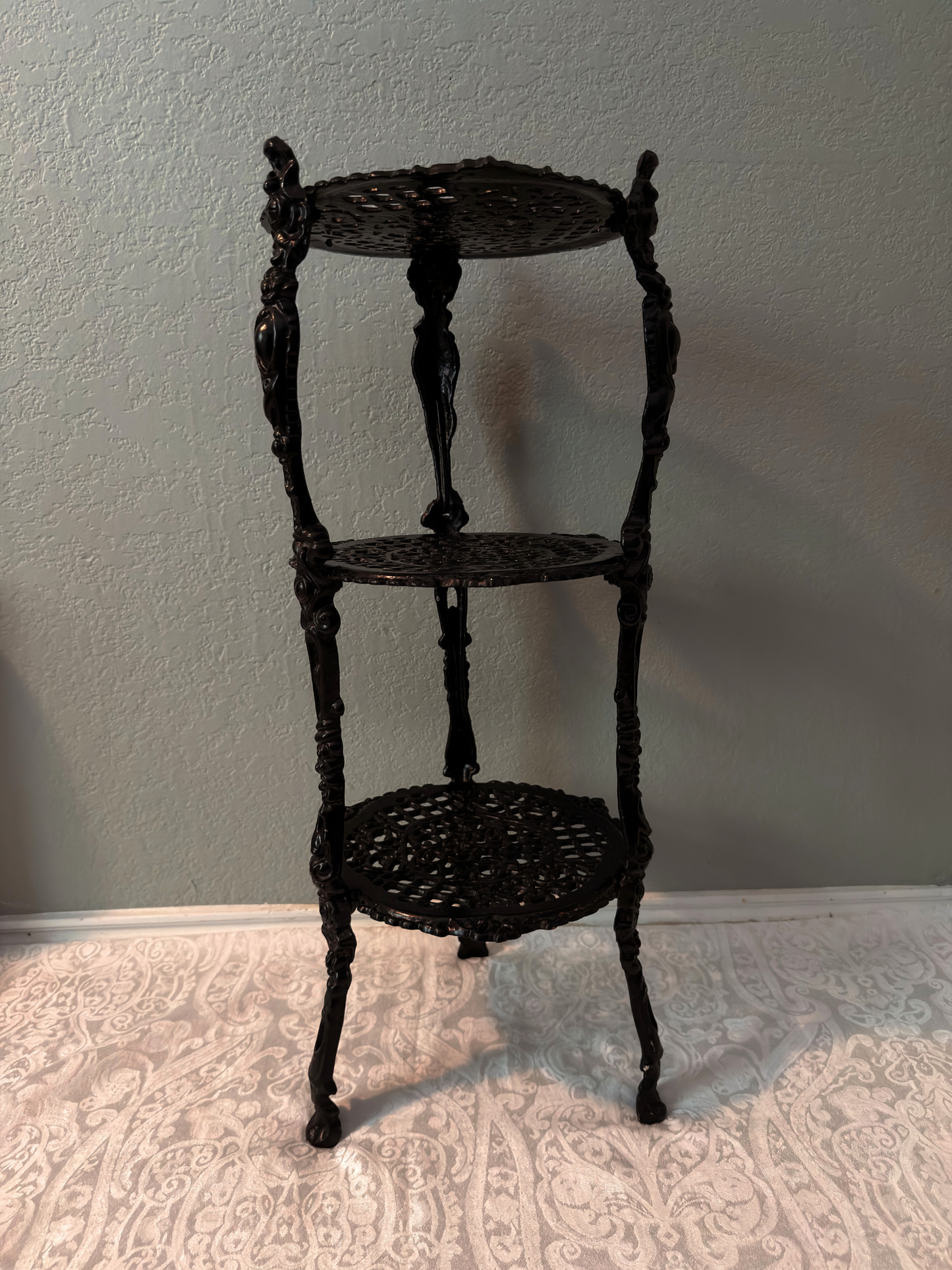 Black Cast Iron 3-Tier Plant Stand/Shelf
