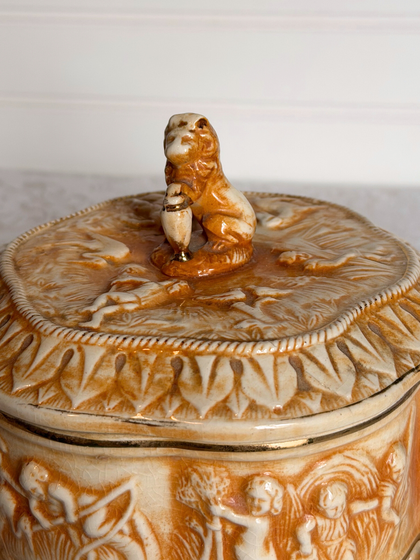 Lion & Cherub Porcelain Box
