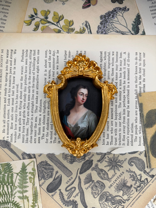 Small Elizabeth Churchill Magnet