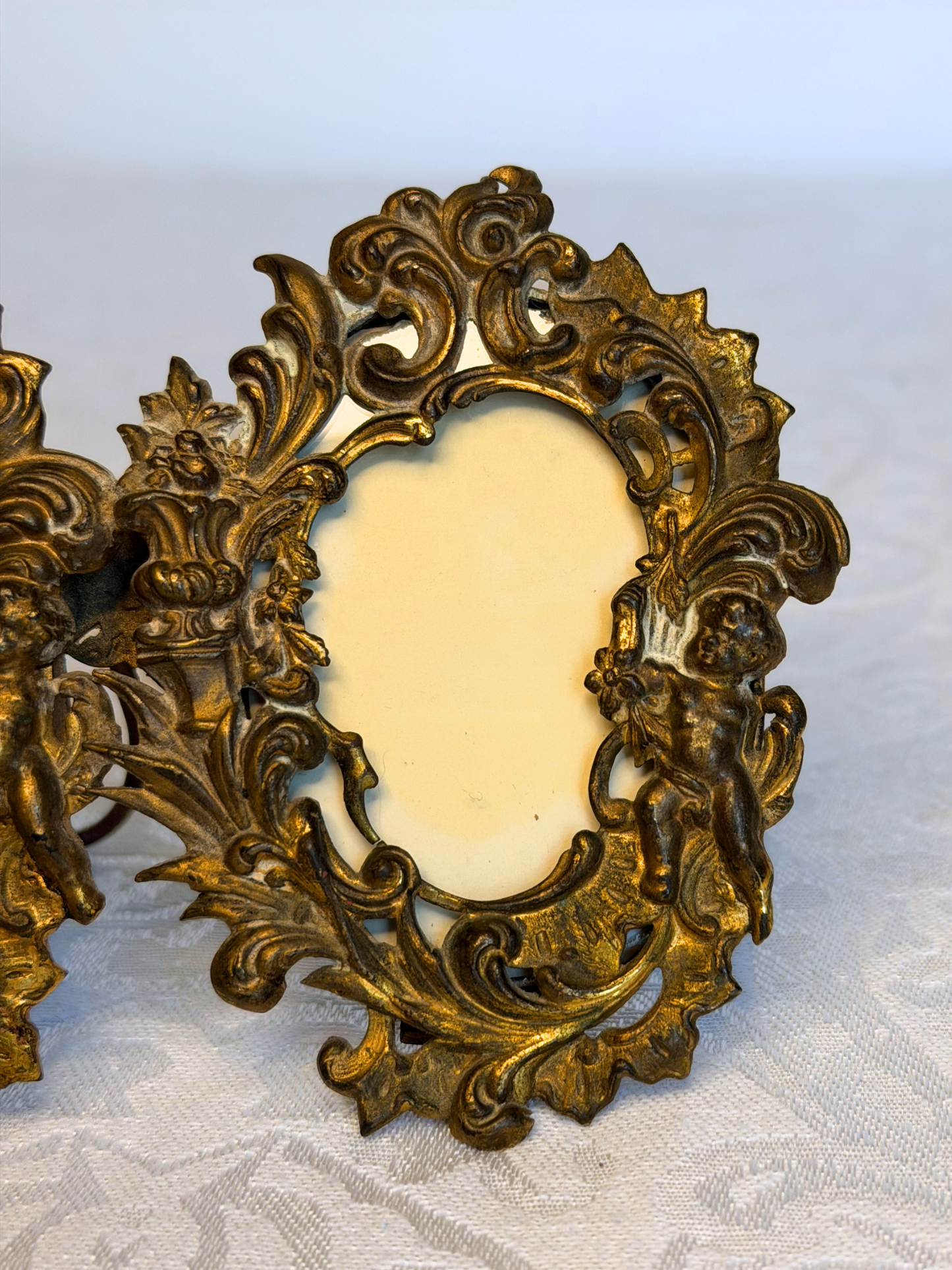Mini Cherub Tabletop Double Frame