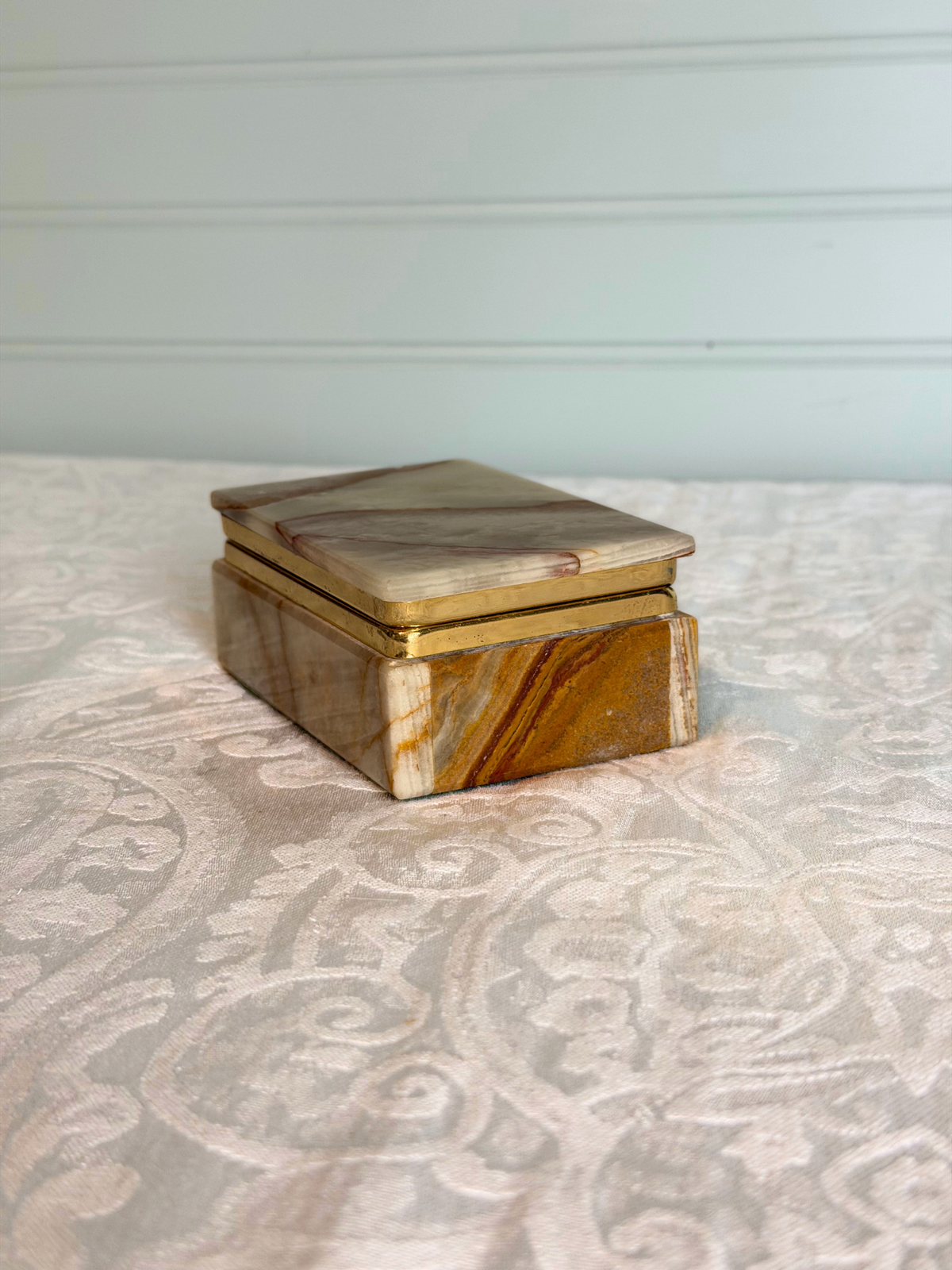 Onyx Lidded Trinket Box
