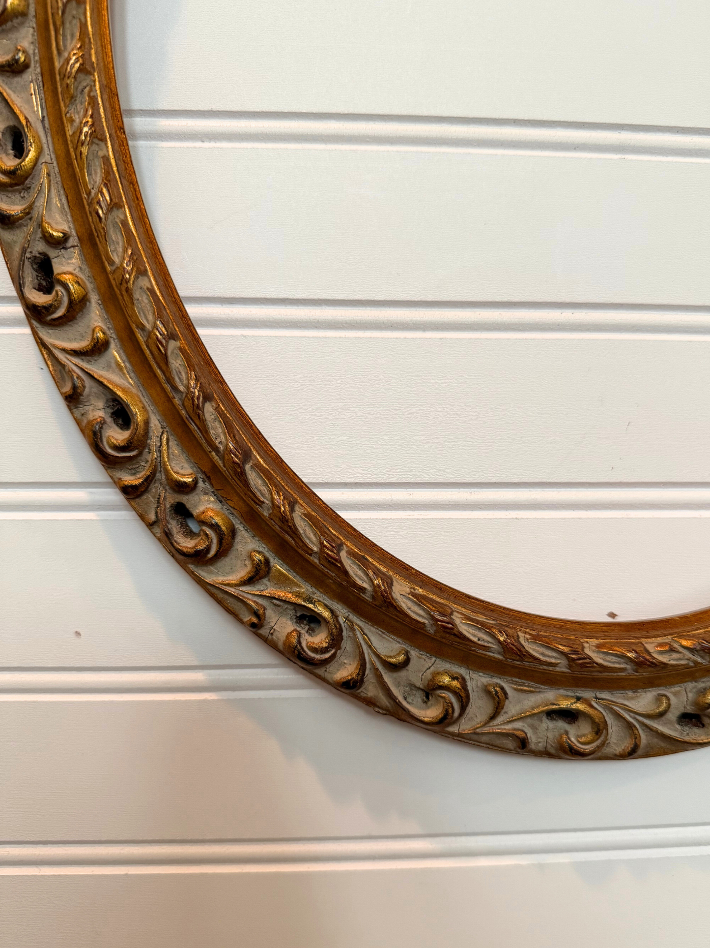 Oval Ornate Frame