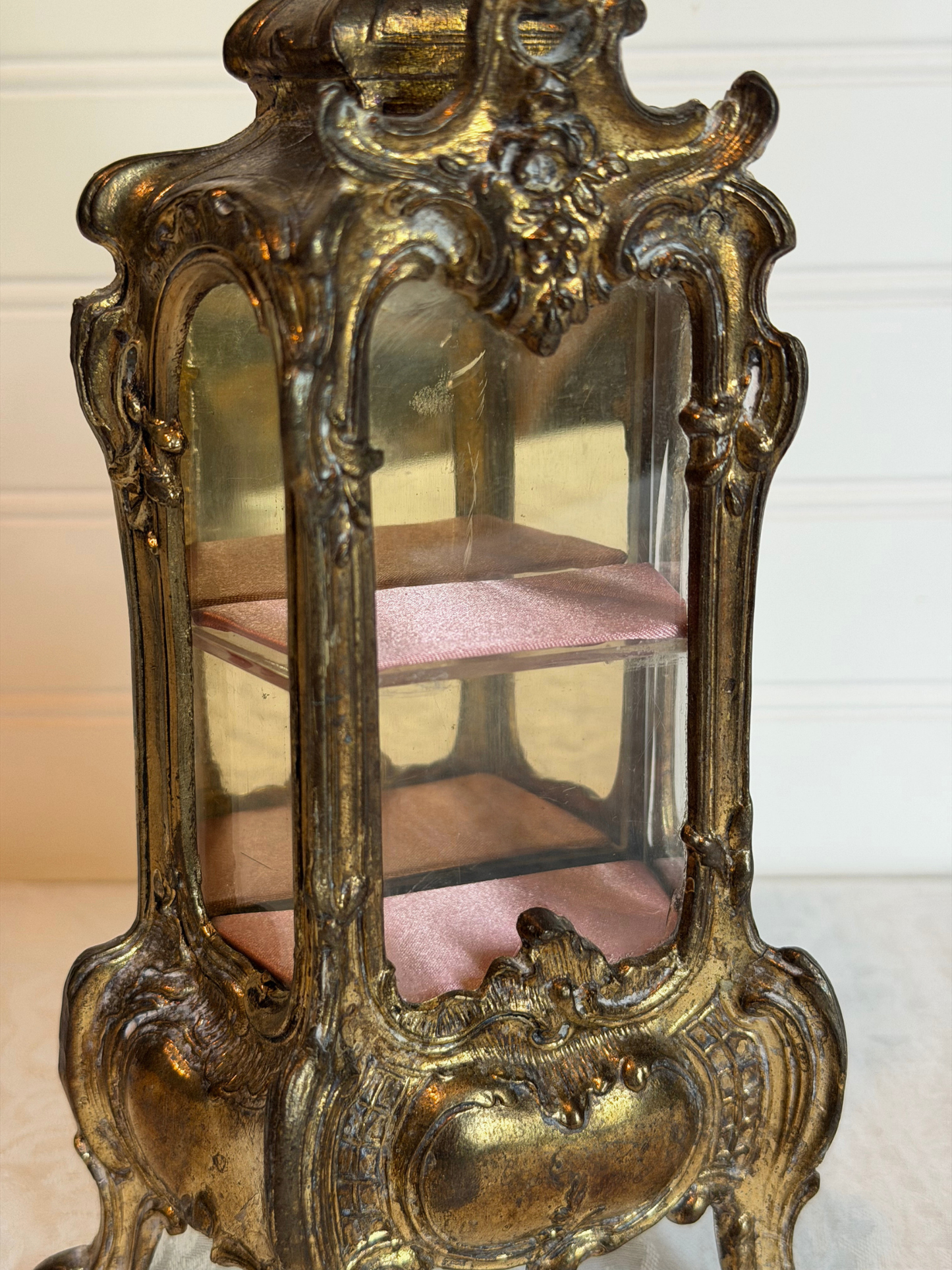 Vitrine Jewelry Box