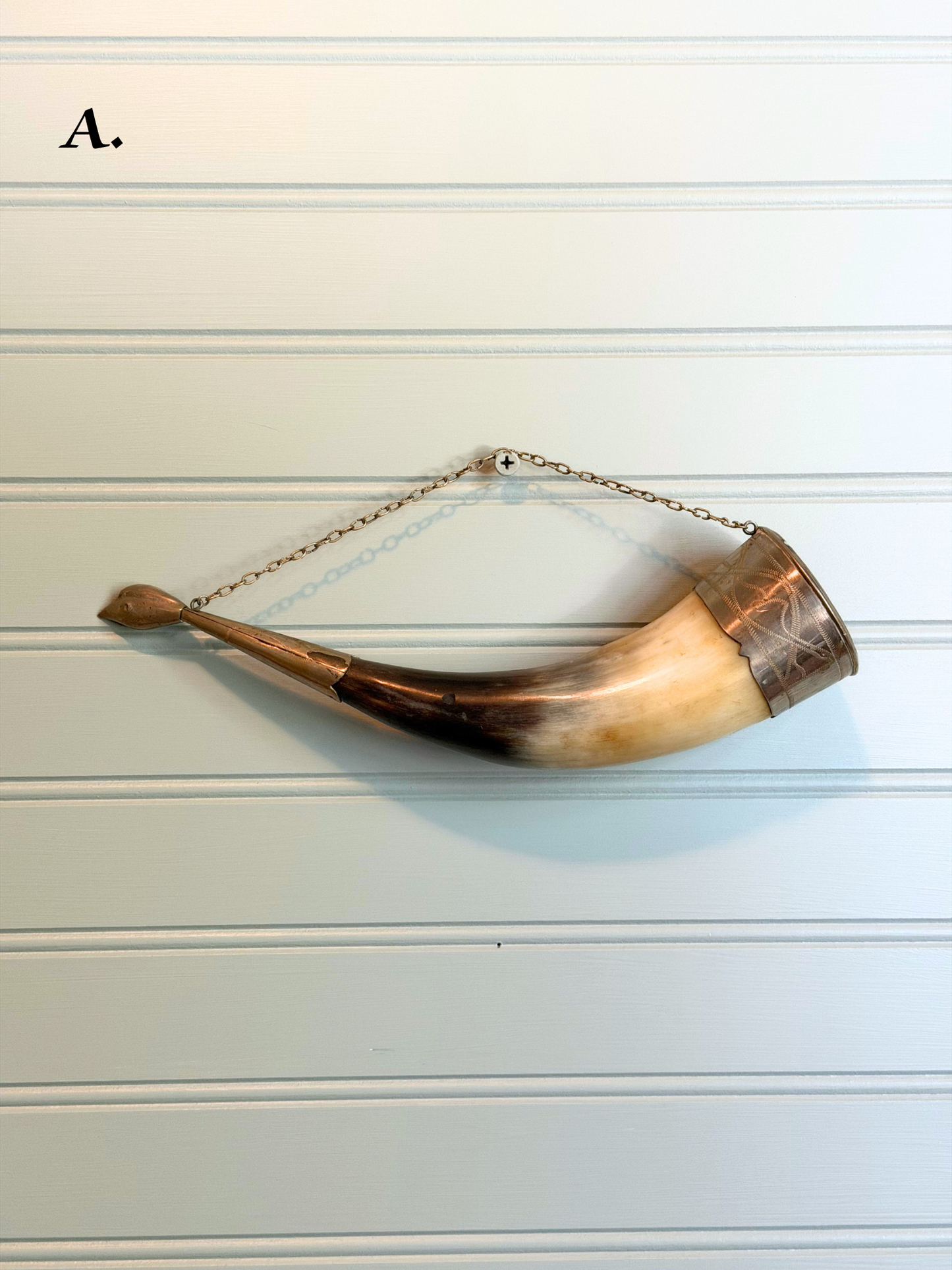 Wine Drinking Horns with Silver Bird Faces Wall Decor