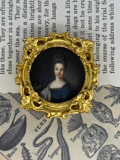 Mini Princess Luisa Maria Theresa Magnet