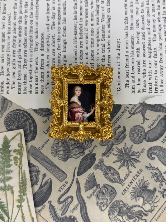 Mini Catherine Howard Magnet