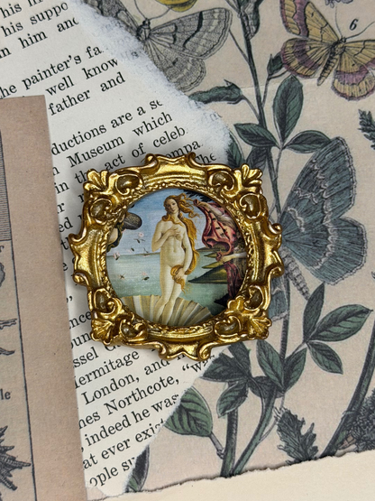 Mini Brith of Venus Magnet