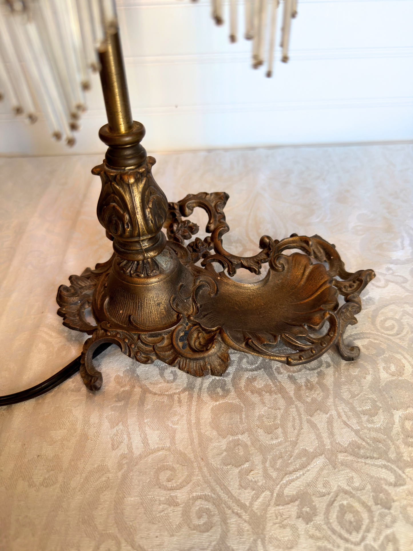 Victorian Meyda Tiffany Tulip Lamp