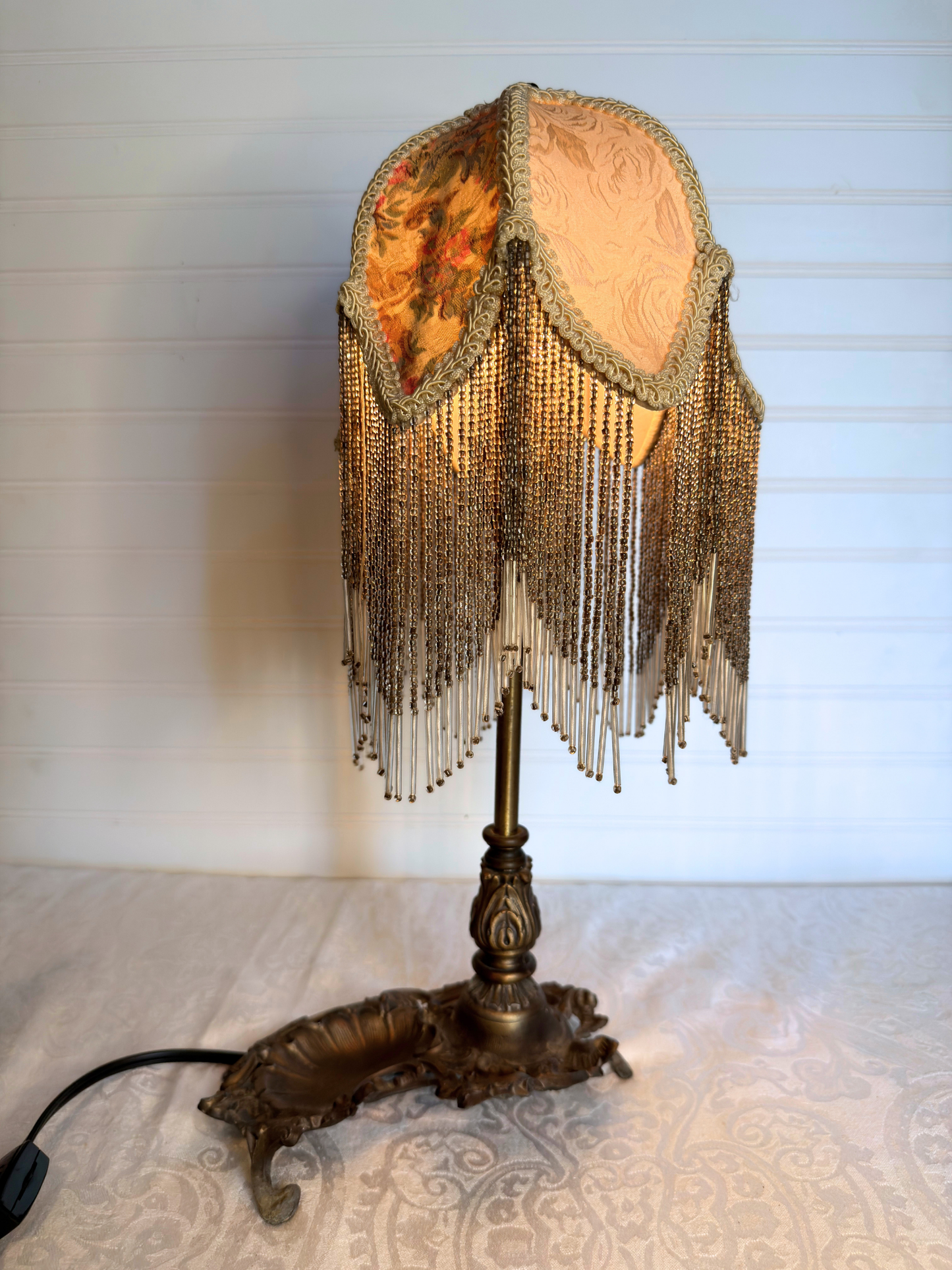 Victorian Meyda Tiffany Tulip Lamp