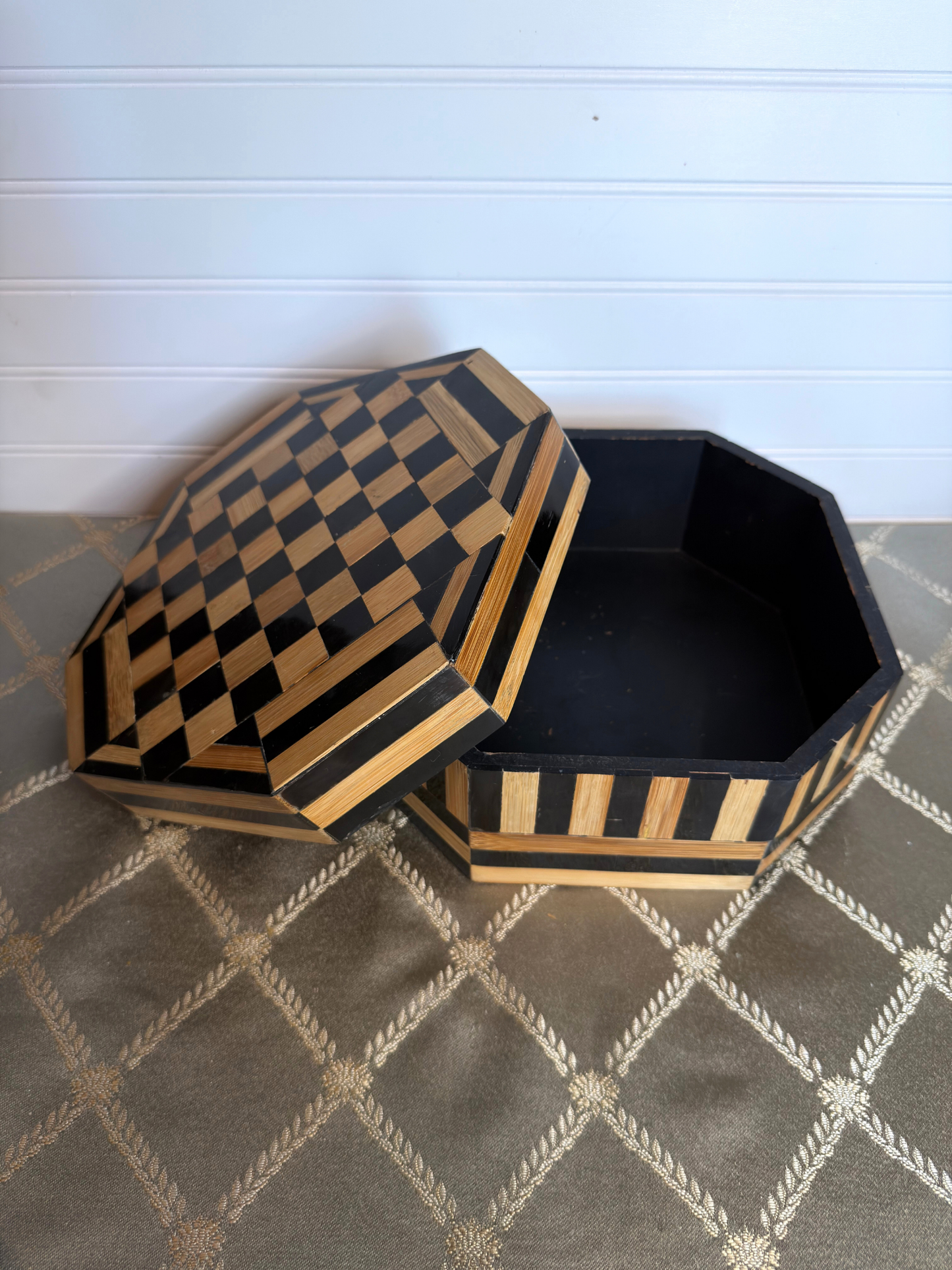Large Octagonal Checkerboard Pattern Box