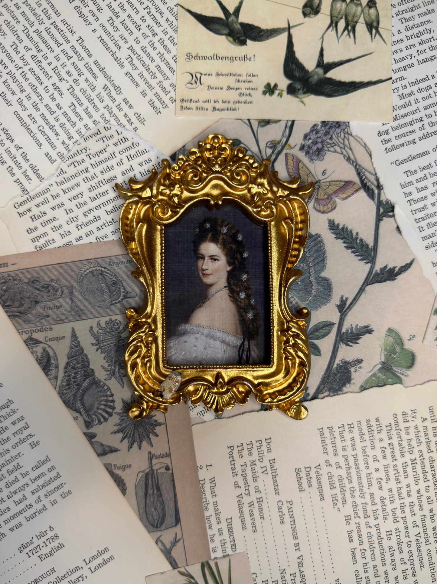 Small Empress Elisabeth Magnet