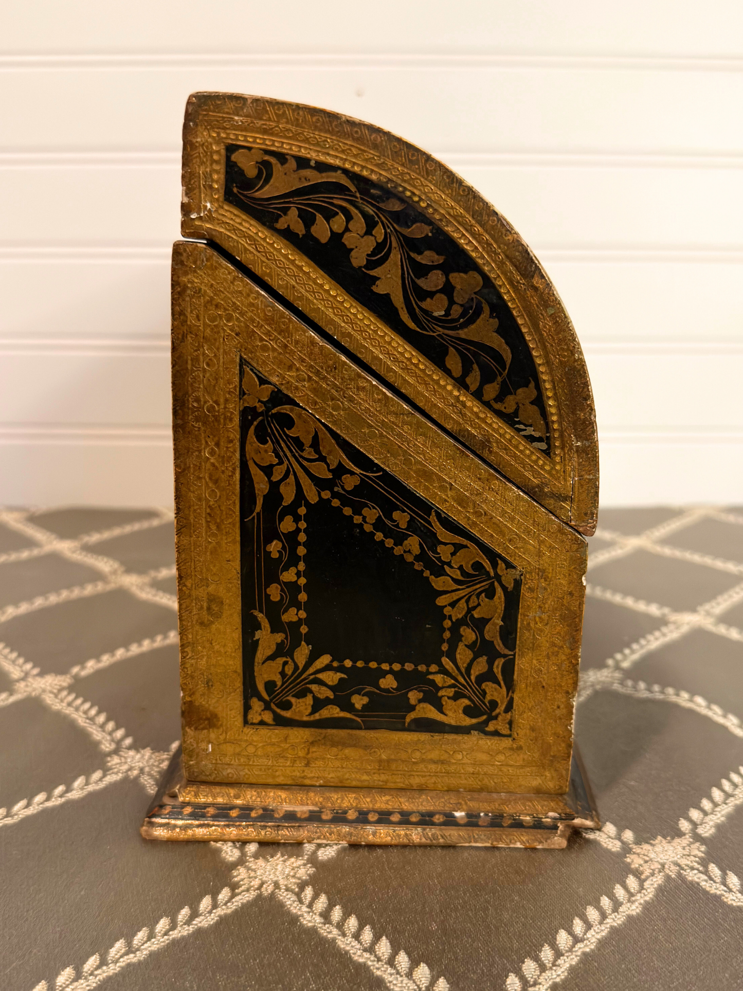 Florentine Stationary Box