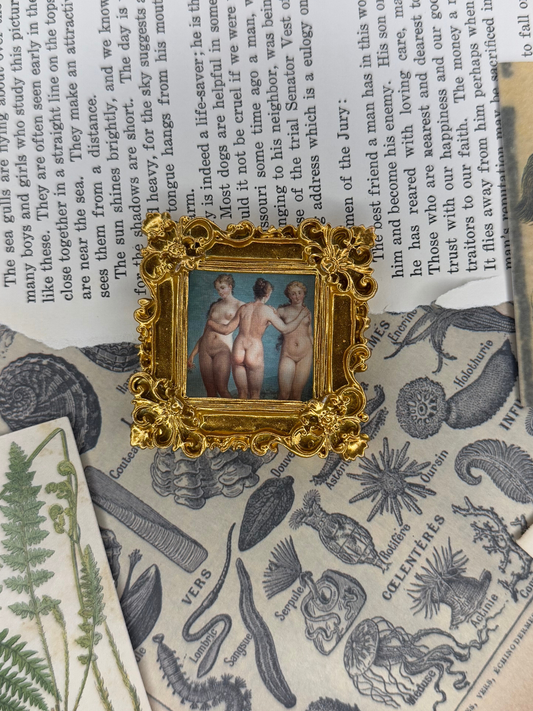 Mini Three Graces Magnet