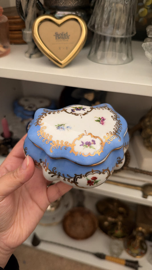 Blue Porcelain Lidded Dish